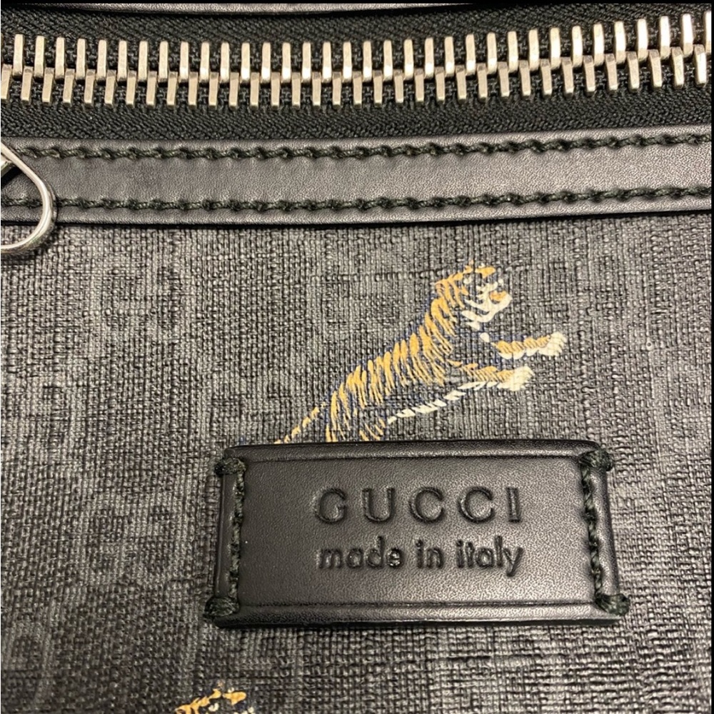 Gucci Black and Gray Bestiary Tiger Print Belt Bag/Crossbody - Picture 4 of 13
